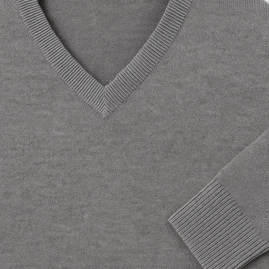 V-neck jumper with ribbed cuffs and hem